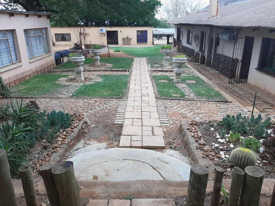 10 Bedroom Property for Sale in Mooinooi North West